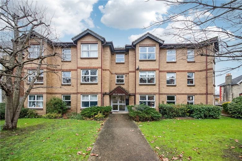 1 bedroom flat, Bedford Hill, Balham SW12 - Available