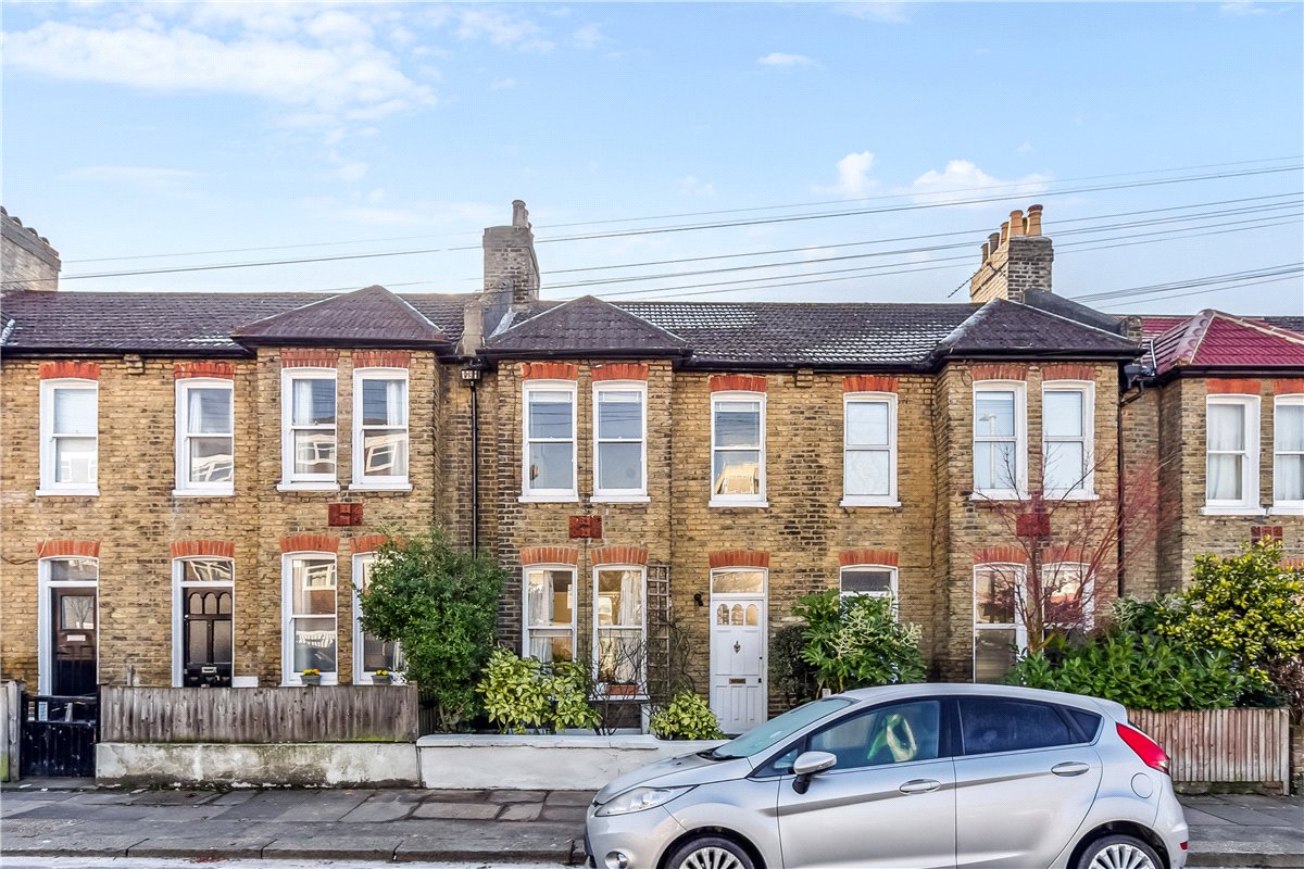 2 bedroom house, Smallwood Road, London SW17 - Sold