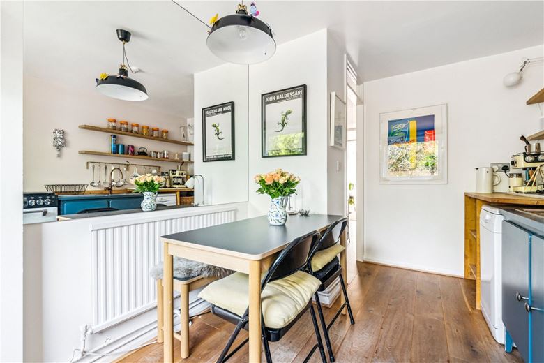 3 bedroom house, Singleton Close, London SW17 - Sold STC