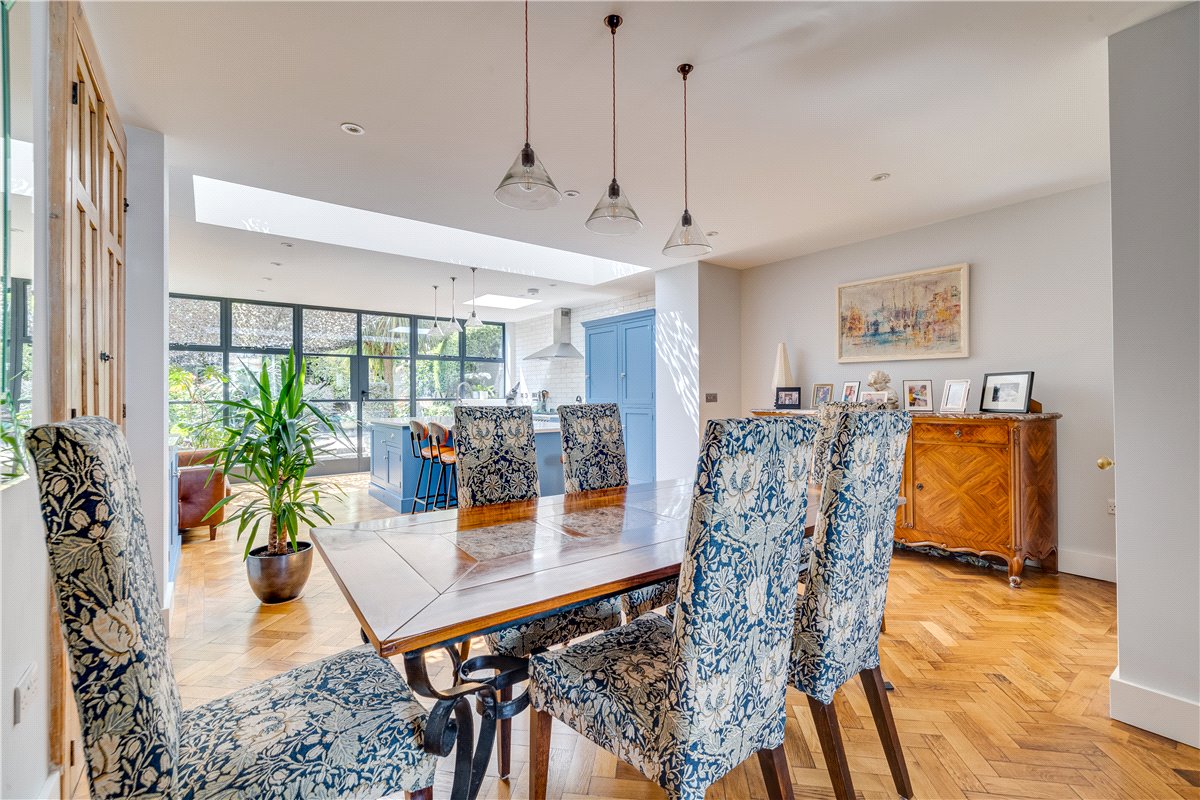5 bedroom house, Calbourne Road, London SW12 - Sold STC