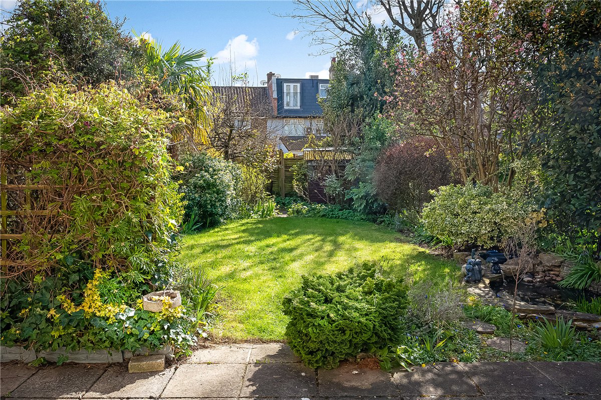 3 bedroom house, Sarsfeld Road, London SW12 - Sold STC