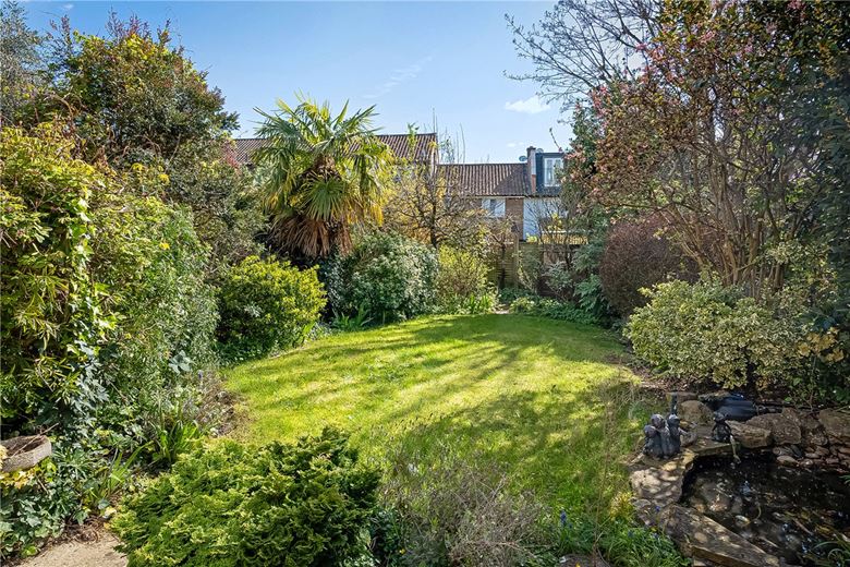 3 bedroom house, Sarsfeld Road, London SW12 - Sold STC