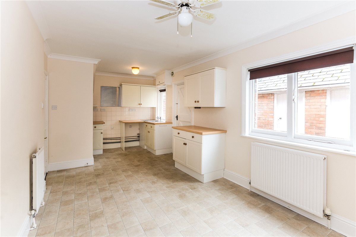 3 bedroom cottage, Main Street, Swine HU11 - Sold