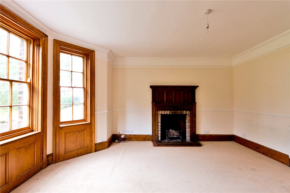 4 bedroom house, Channel Road, Sunk Island HU12 - Sold