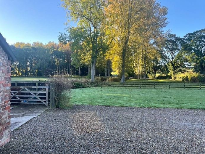 4 bedroom cottage, Wintringham, Malton YO17 - Under Offer