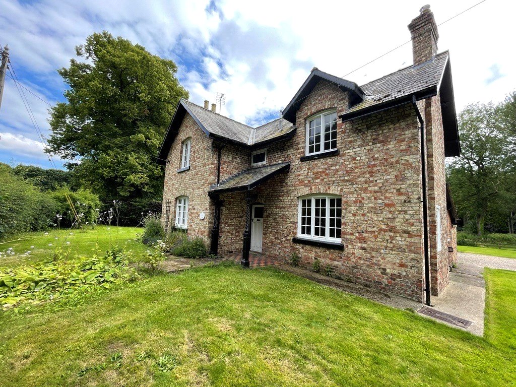 4 bedroom cottage, Wintringham, Malton YO17 - Under Offer