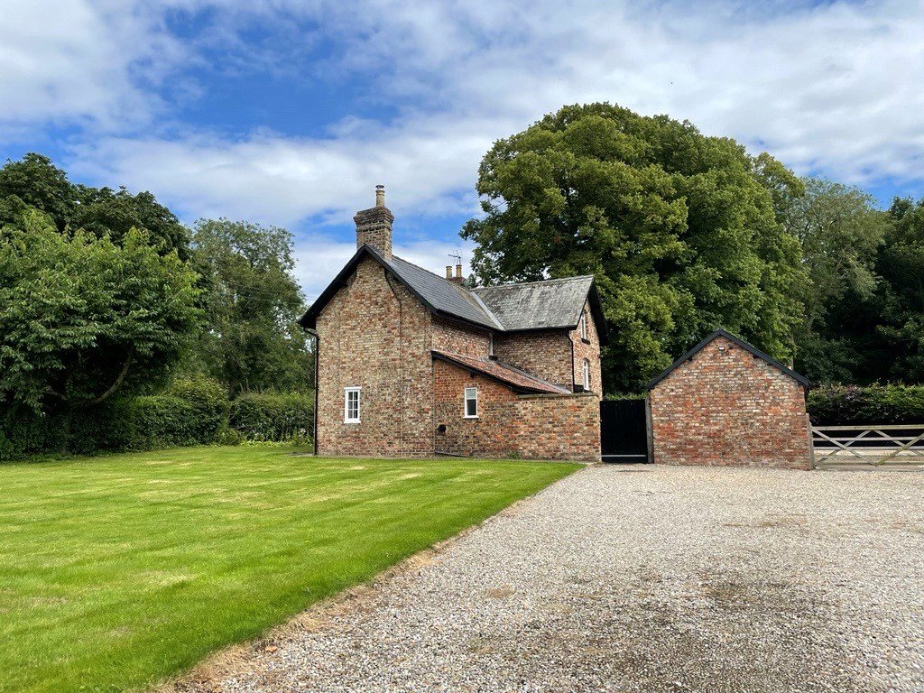 4 bedroom cottage, Wintringham, Malton YO17 - Under Offer
