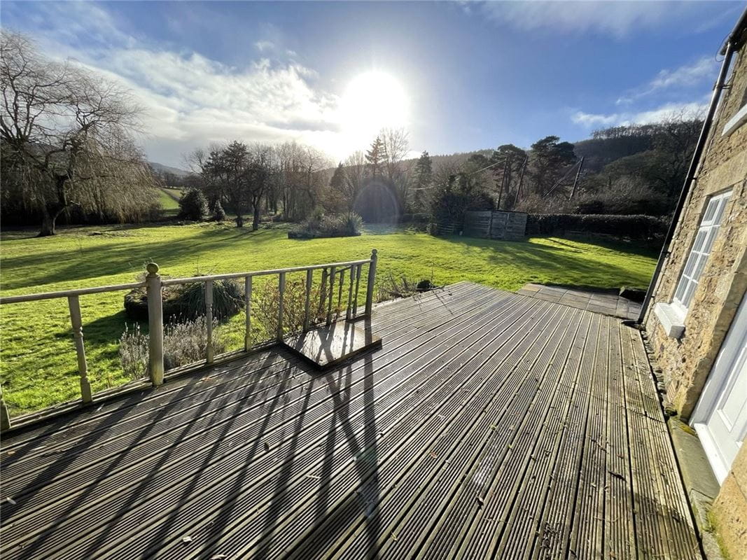 3 bedroom house, Wrench Green, Hackness YO13 - Let Agreed