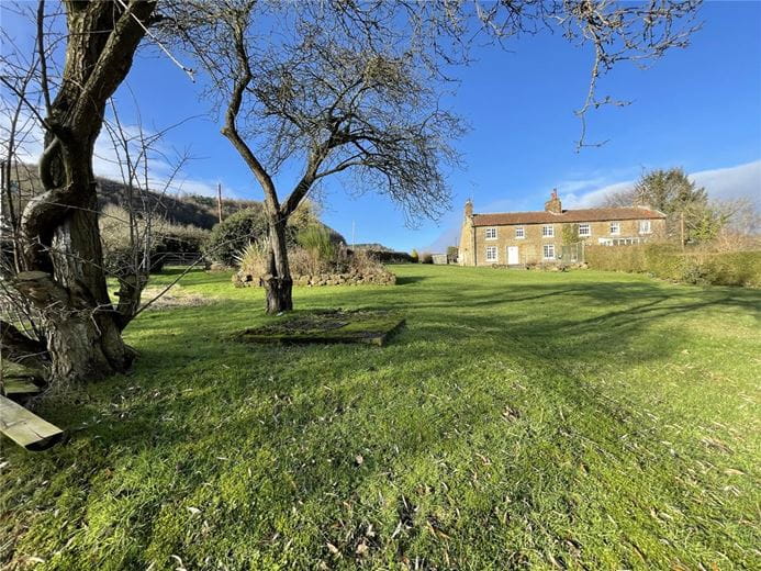 3 bedroom house, Wrench Green, Hackness YO13 - Let Agreed