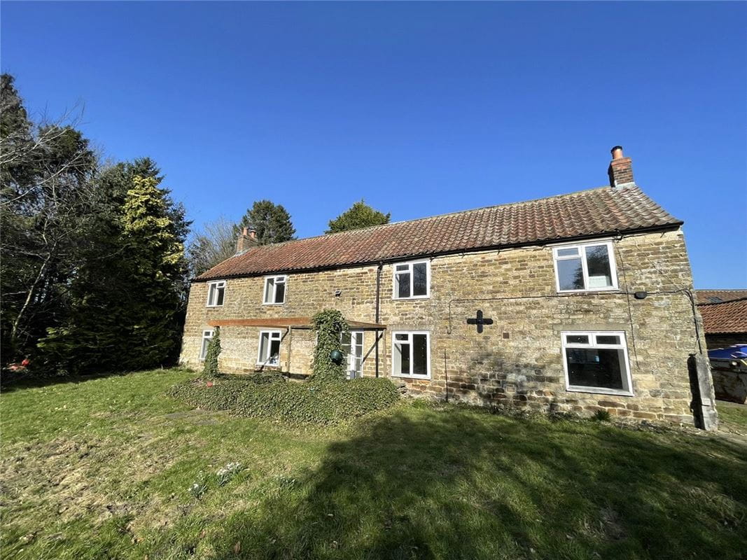 5 bedroom house, Westow, York YO60 - Let Agreed