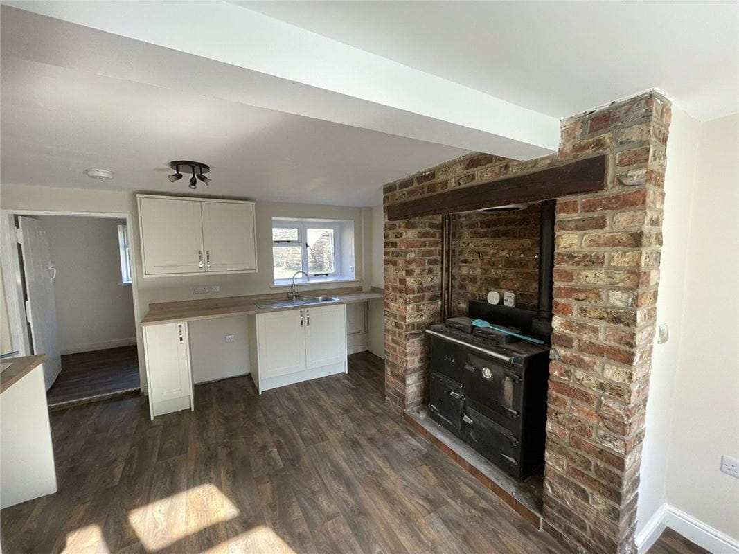 5 bedroom house, Westow, York YO60 - Let Agreed