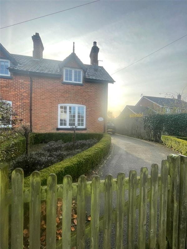 2 bedroom house, Wintringham, Malton YO17 - Available