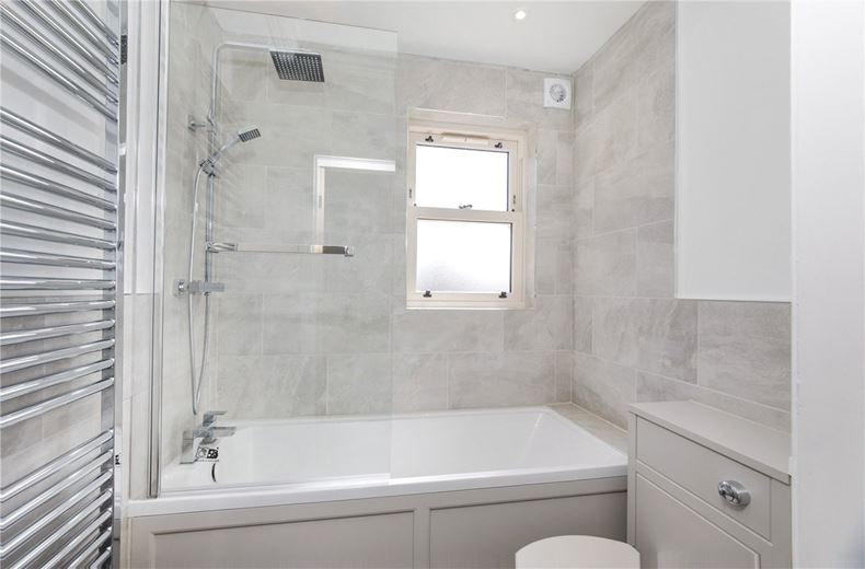 4 bedroom house, Croft Farm House, Main Street YO26 - Let Agreed