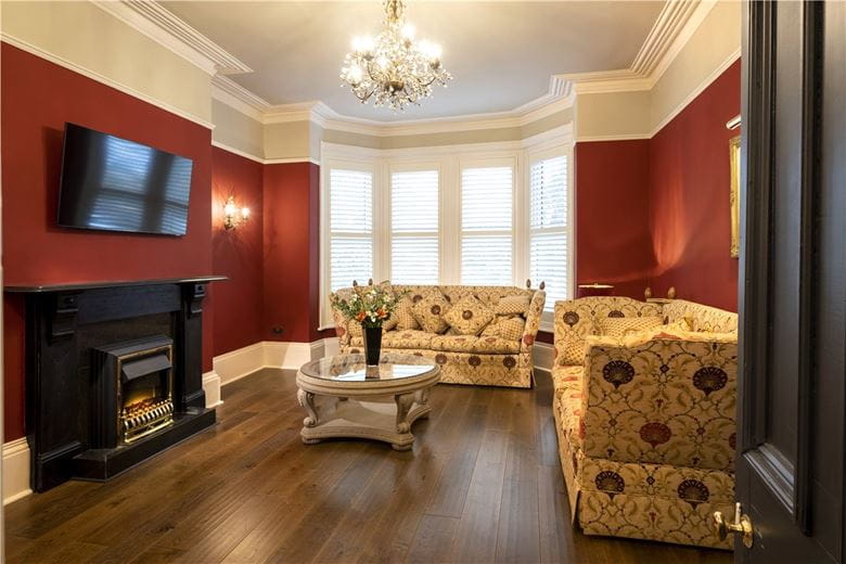 6 bedroom house, Harlow Moor Drive, Harrogate HG2