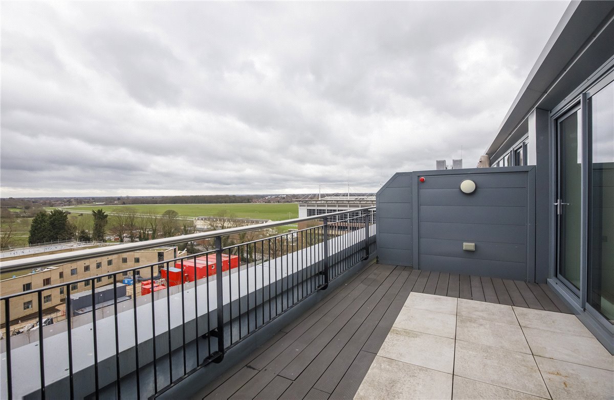 3 bedroom flat, The Residence, Bishopthorpe Road YO23