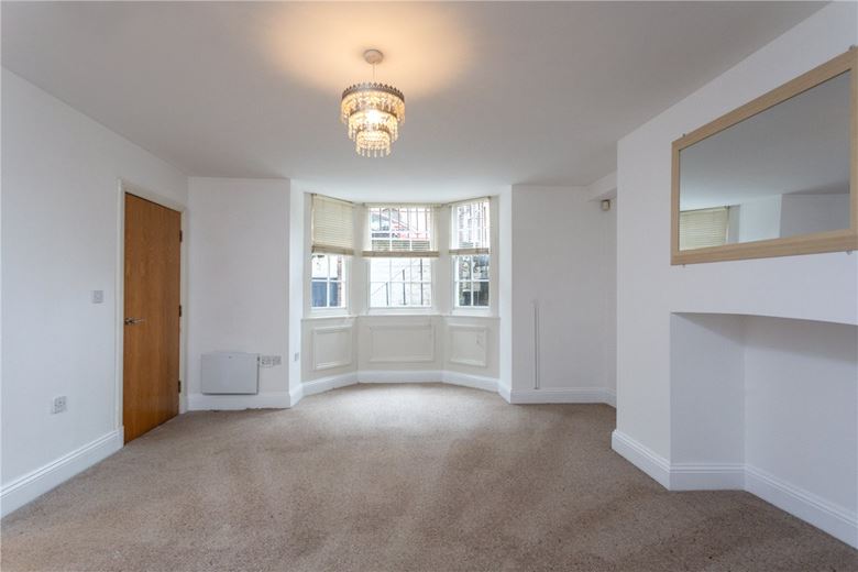2 bedroom flat, Priory Street, York YO1