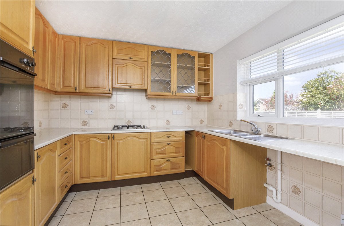 3 bedroom bungalow, Woodleigh Close, Strensall YO32 - Available