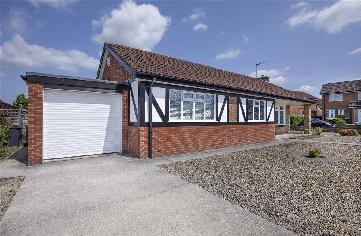 3 bedroom bungalow, Woodleigh Close, Strensall YO32 - Available