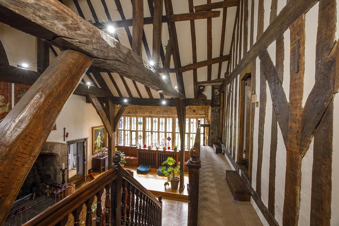 6 bedroom house, Royds Hall, Royds Hall Lane BD12 - Available