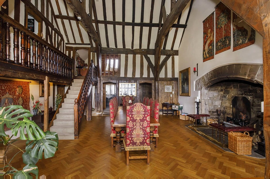 6 bedroom house, Royds Hall, Royds Hall Lane BD12 - Available