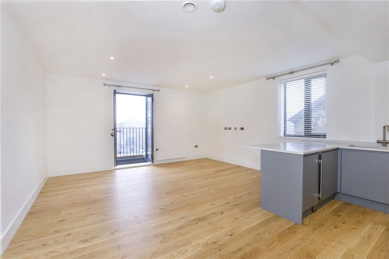 2 bedroom flat, Station Parade, Harrogate HG1