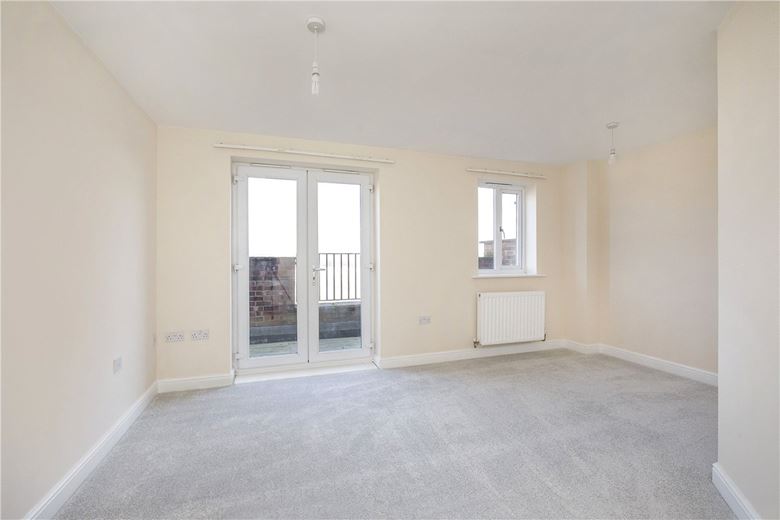 3 bedroom house, Bracken Way, Harworth DN11 - Available