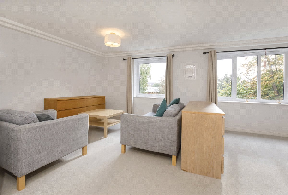 3 bedroom flat, The Avenue, York YO30