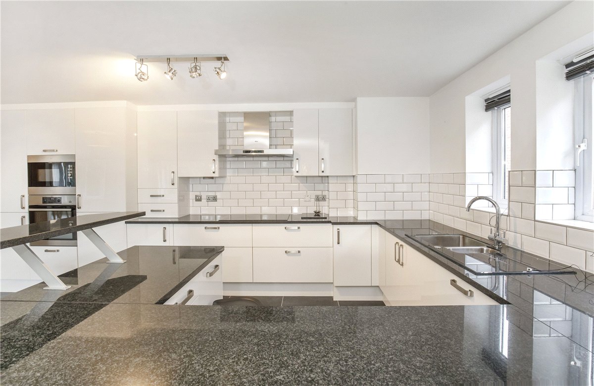 3 bedroom flat, The Avenue, York YO30