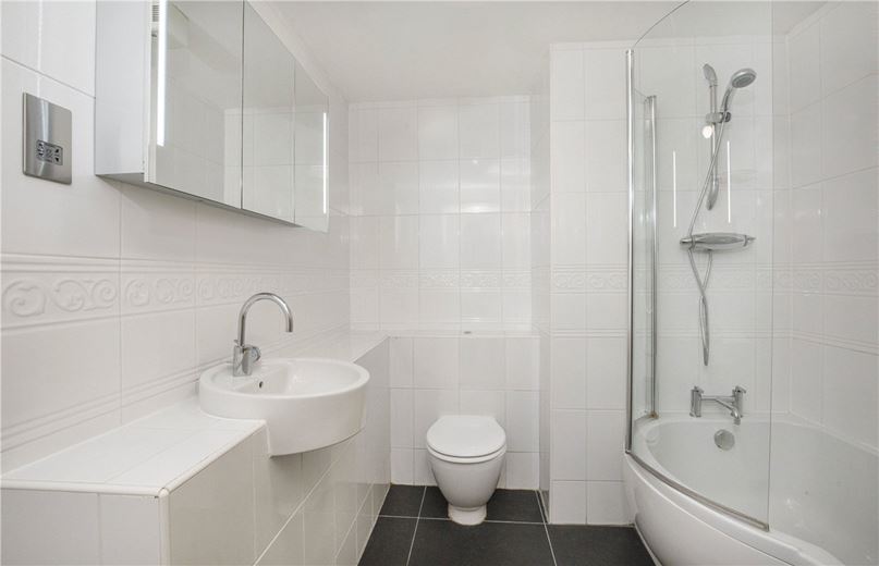 3 bedroom flat, The Avenue, York YO30