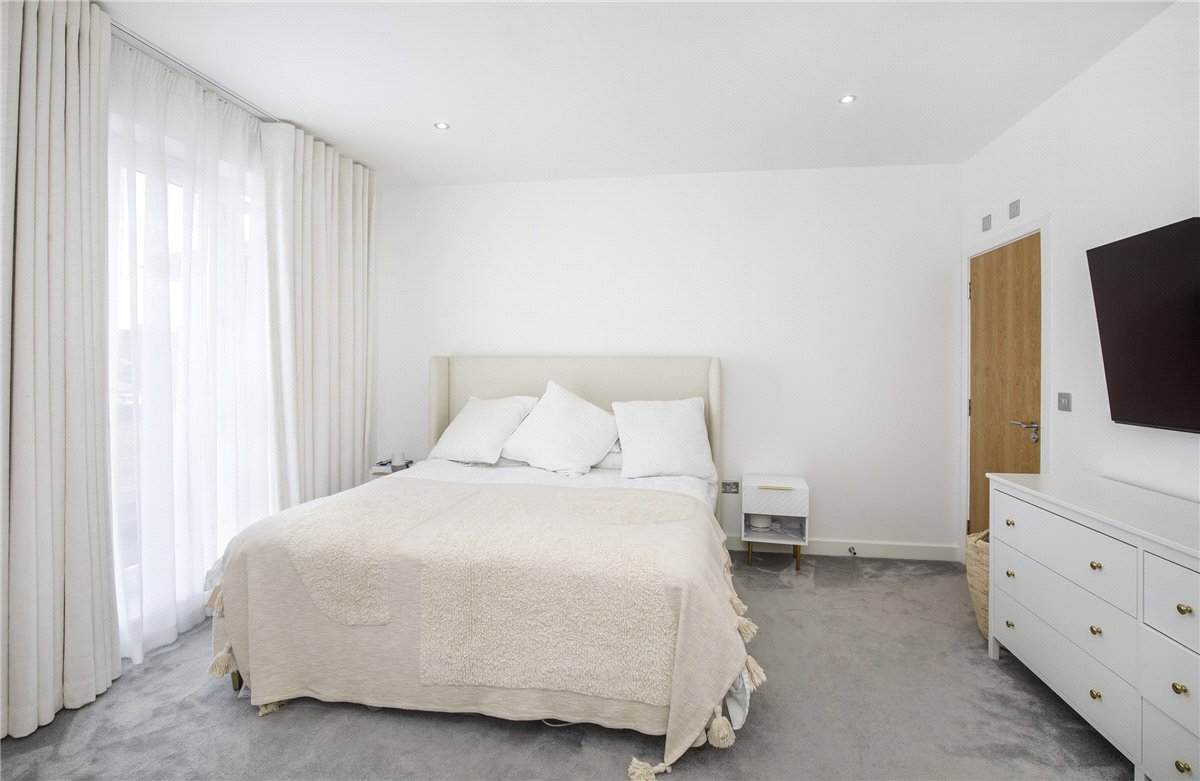 5 bedroom house, Hughlings Close, Green Hammerton YO26 - Available