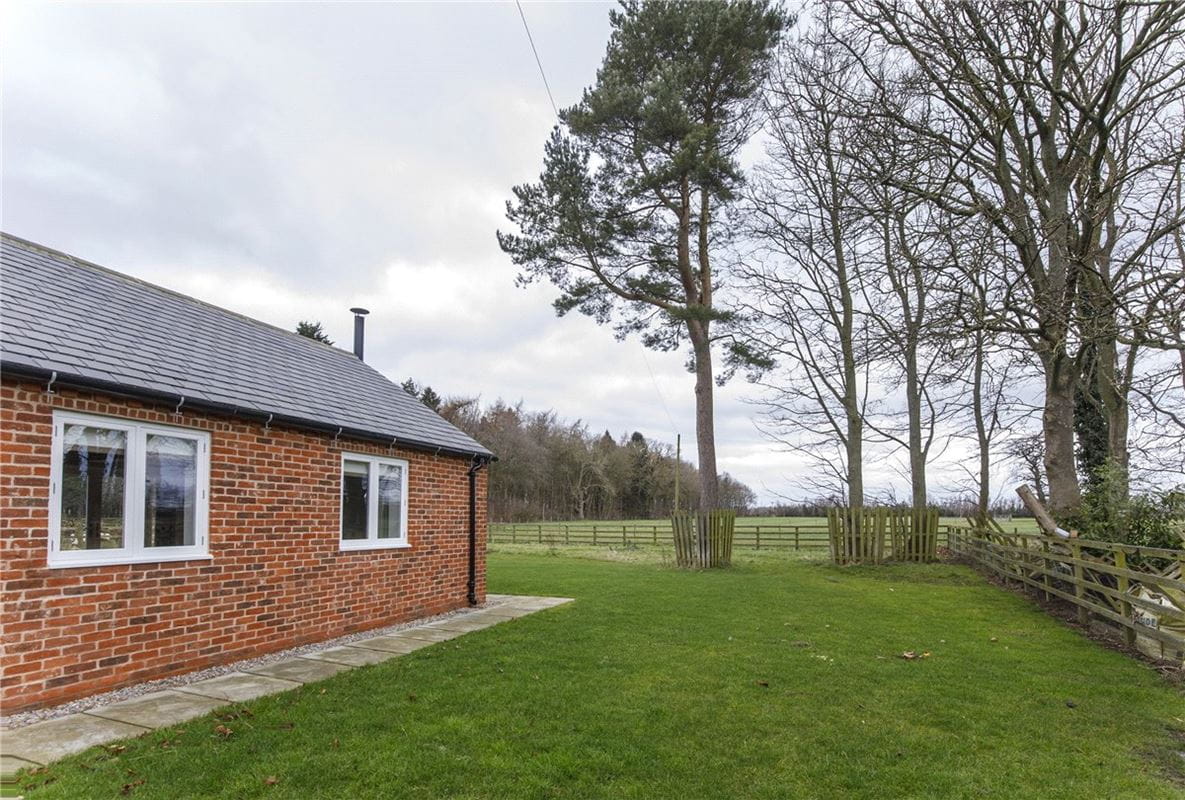 2 bedroom cottage, Firby, Bedale DL8