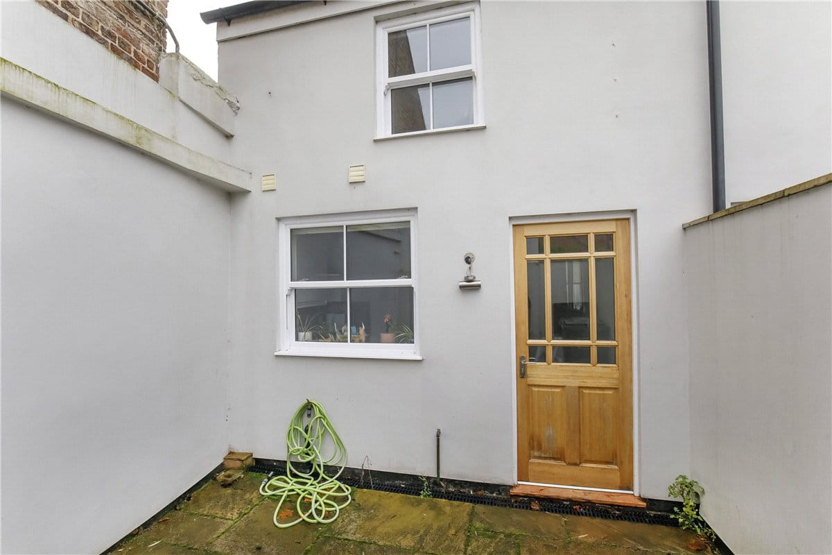 2 bedroom cottage, Church Street, Copmanthorpe YO23 - Let Agreed