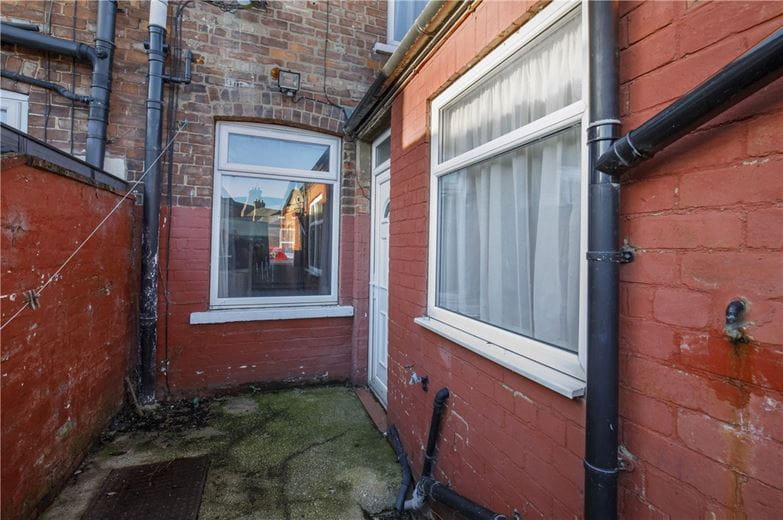 2 bedroom house, Nalton Street, Selby YO8 - Let Agreed