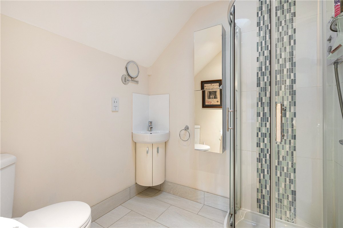 5 bedroom house, Main Street, Upper Poppleton YO26 - Available