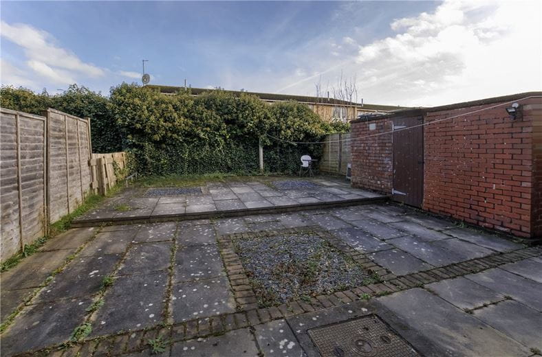 3 bedroom house, Melrosegate, York YO10 - Available