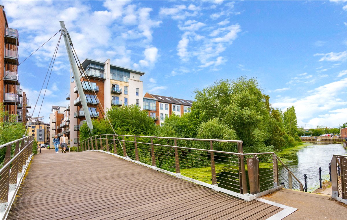 4 bedroom house, Kings Pool Walk, York YO1 - Available