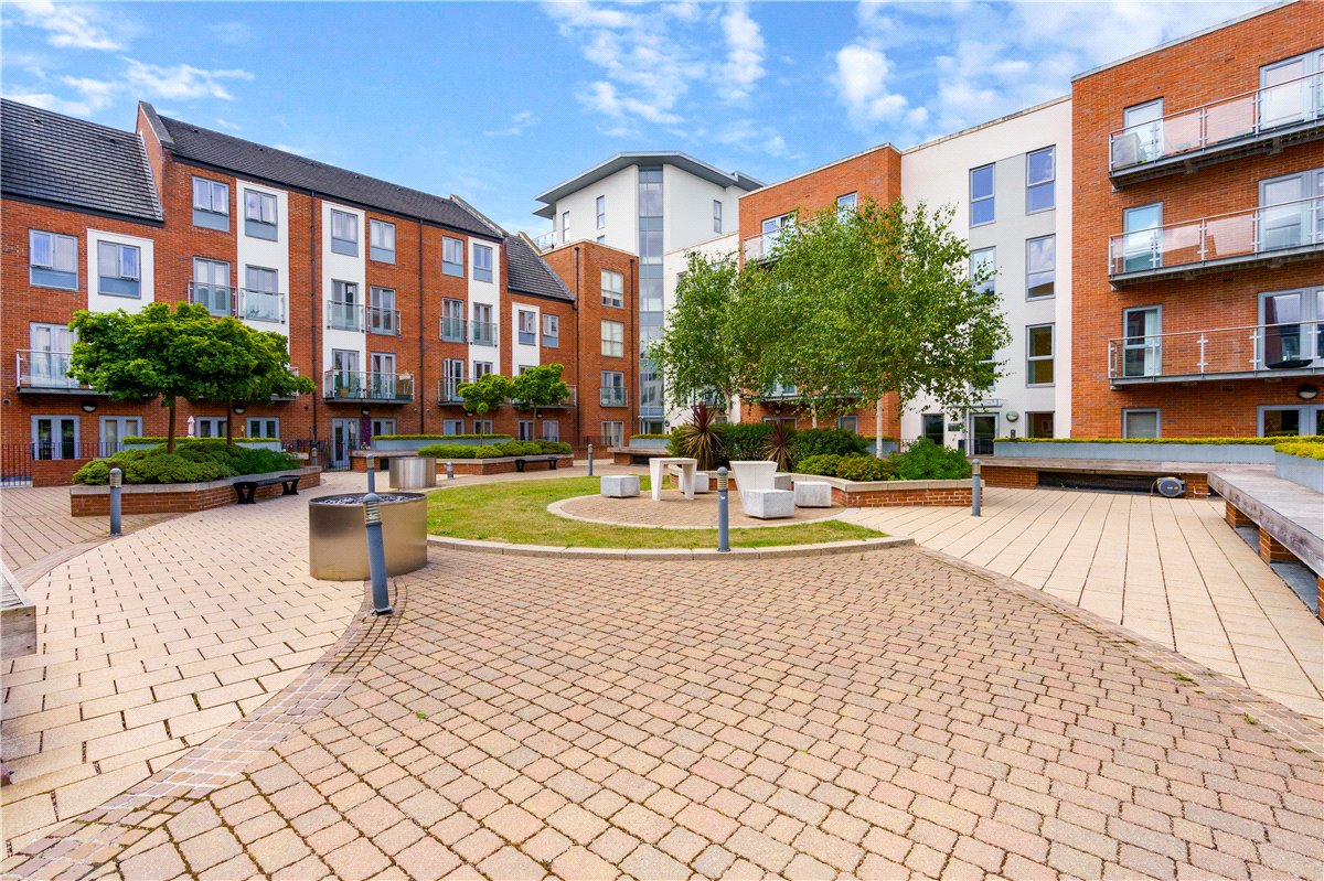 4 bedroom house, Kings Pool Walk, York YO1 - Available