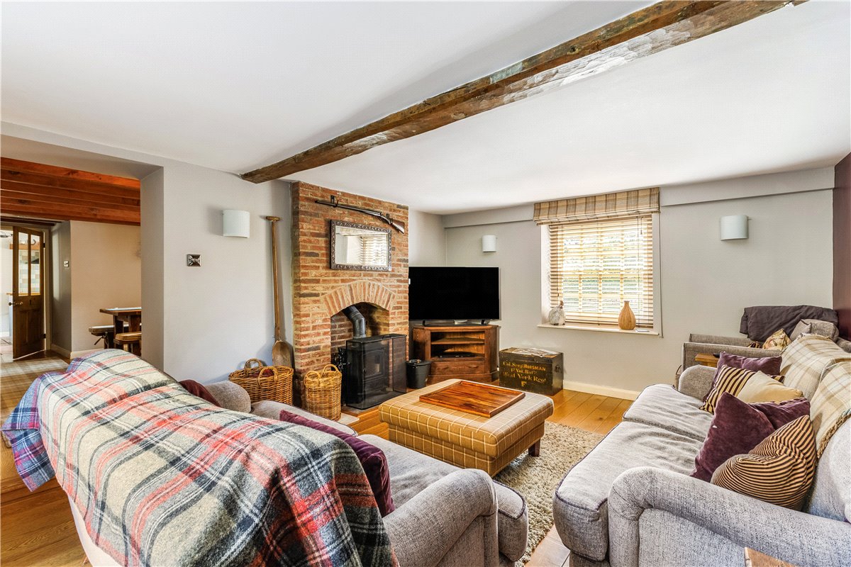 3 bedroom house, Main Street, Westow YO60 - Available