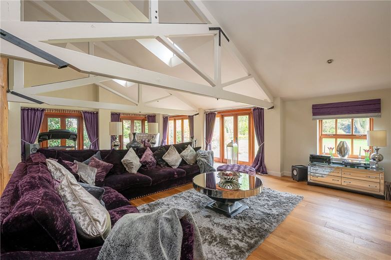 6 bedroom house, Dunnington, York YO19 - Available