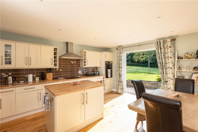 7 bedroom house, Welham, Malton YO17 - Available