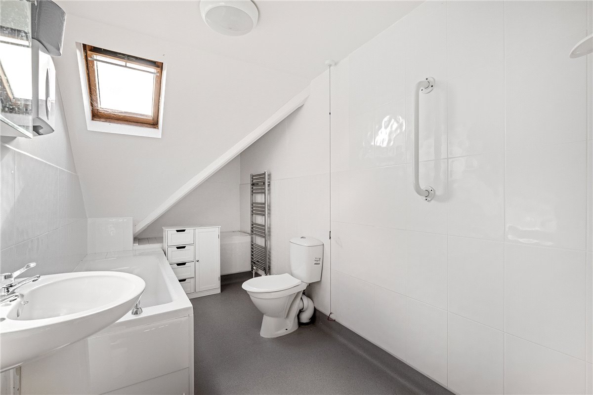 4 bedroom house, Station Road, Robin Hoods Bay YO22 - Available