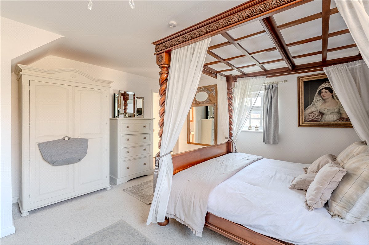 5 bedroom house, Old Road, Cawood YO8 - Available