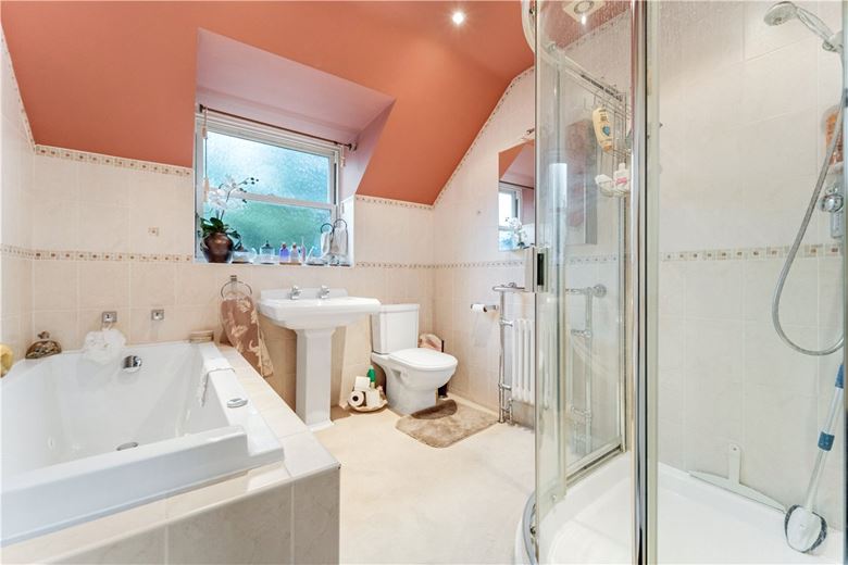 5 bedroom house, School Road, Hemingbrough YO8 - Available