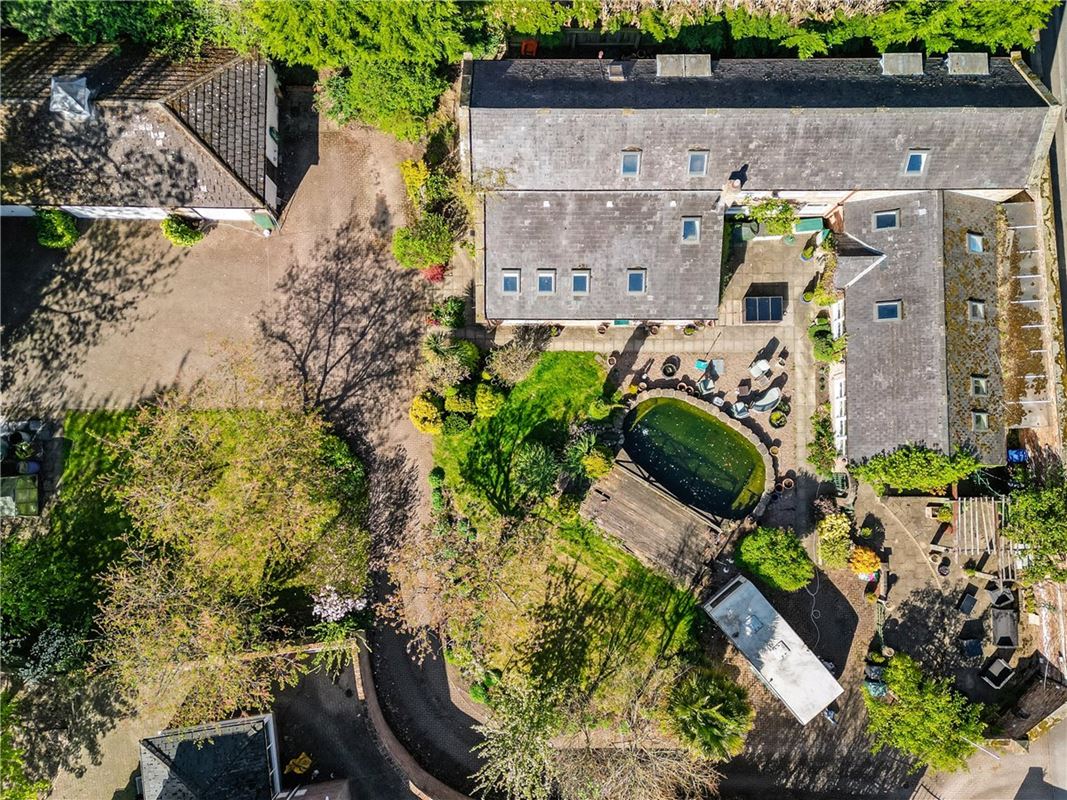 5 bedroom house, School Road, Hemingbrough YO8 - Available