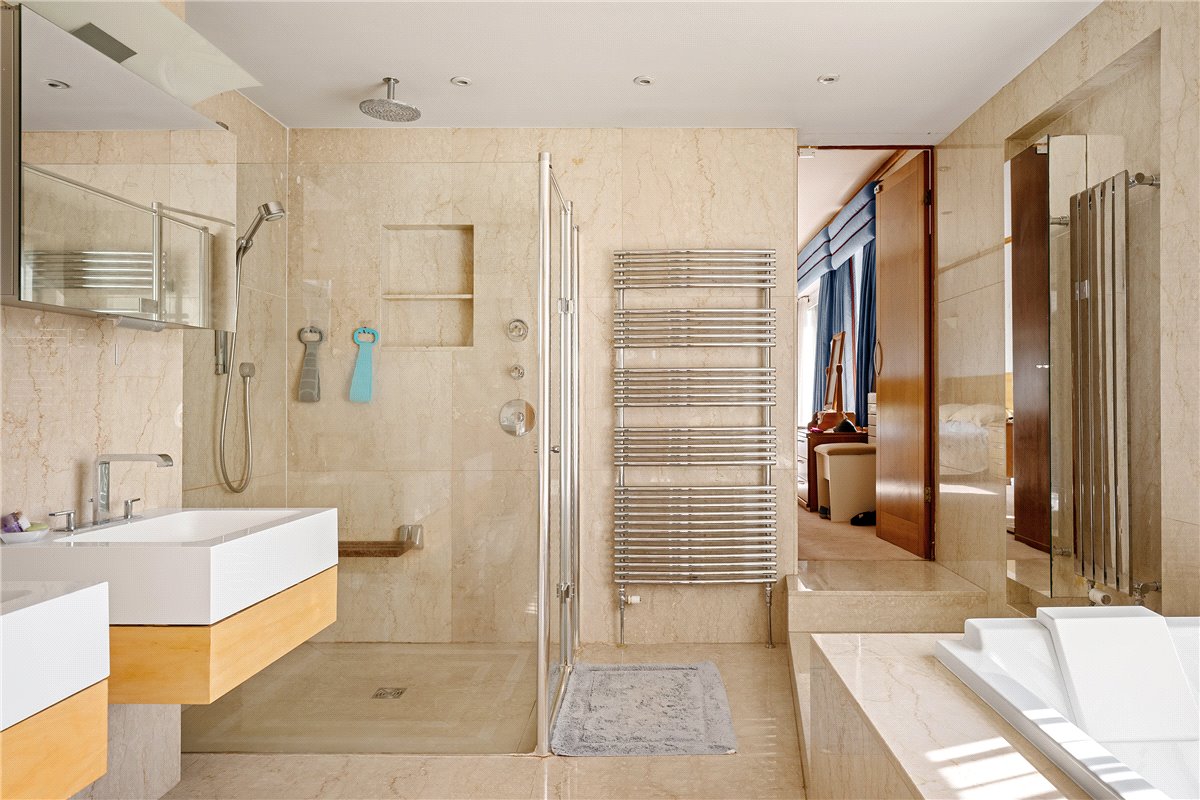  House, Aughton, York YO42 - Available