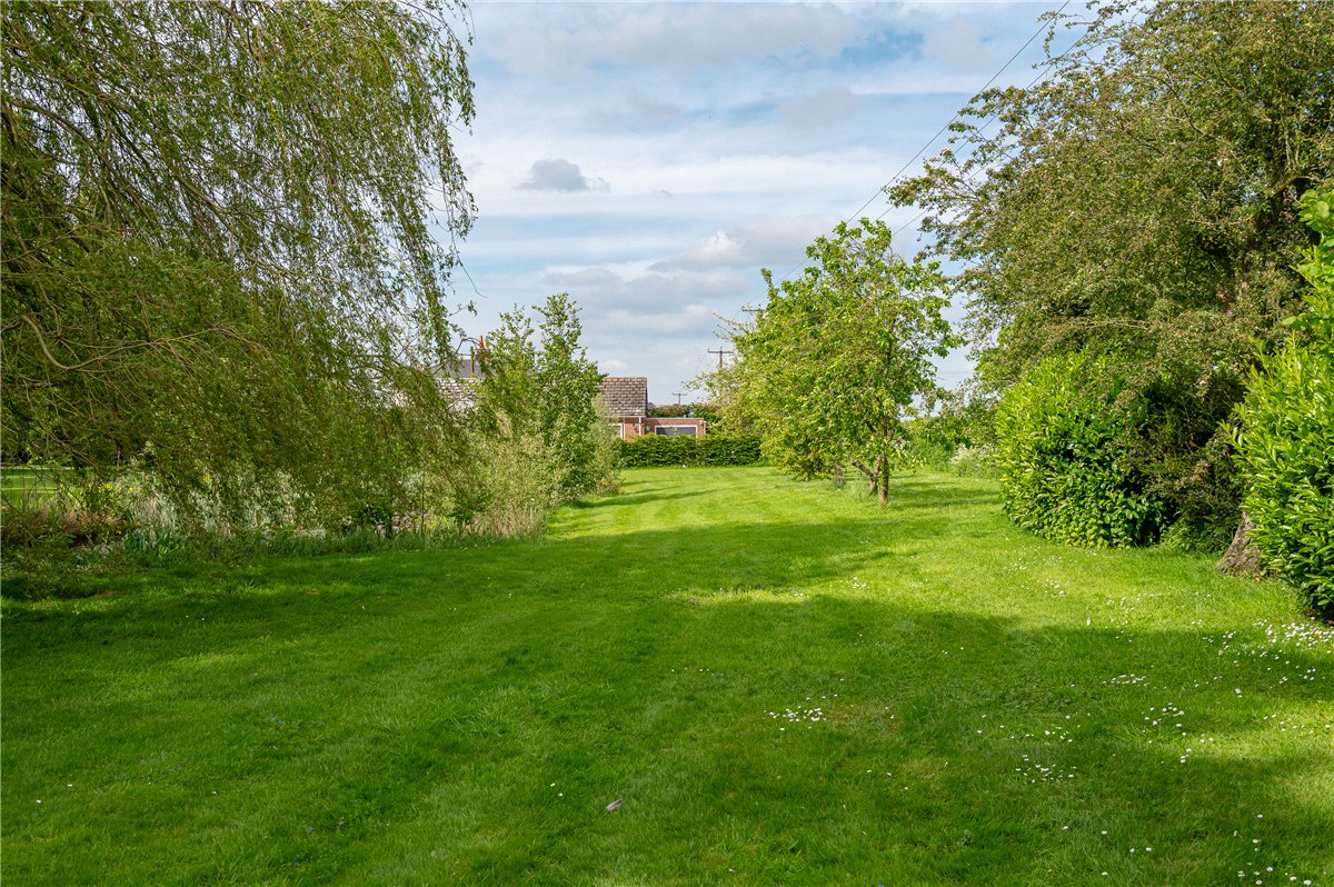  House, Aughton, York YO42 - Available