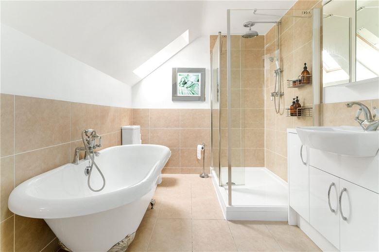 4 bedroom house, Breighton, Selby YO8 - Sold