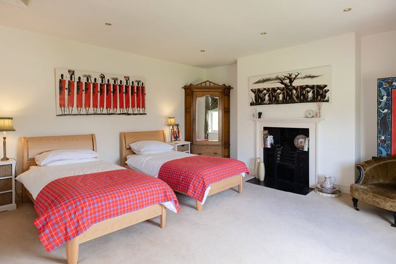 4 bedroom house, Flaxton, York YO60 - Available