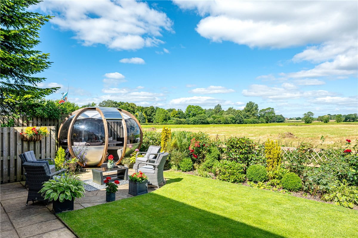 5 bedroom house, Thornbeck, Dunnington YO19 - Sold