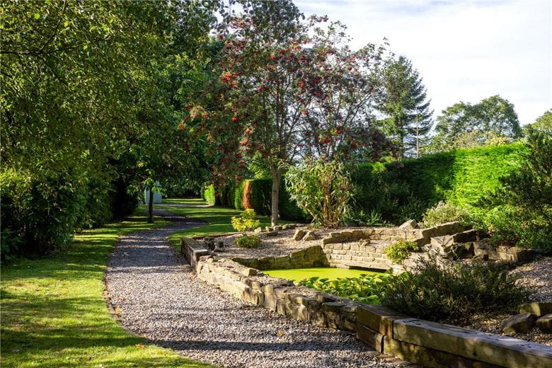 3 bedroom house, Hull Road, Cliffe YO8 - Available